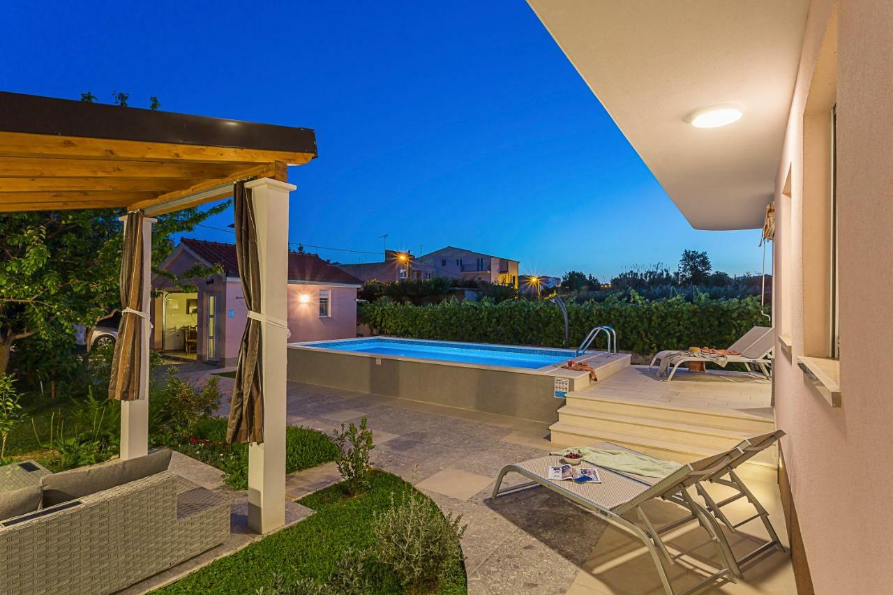 Villa Sweet Home Marija With Heated Pool Split Exteriér fotografie